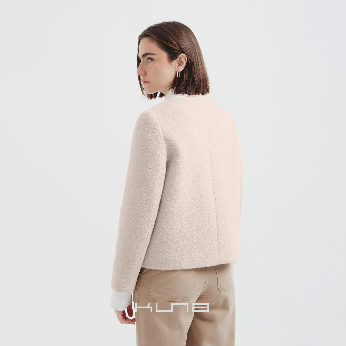 CALM JACKET