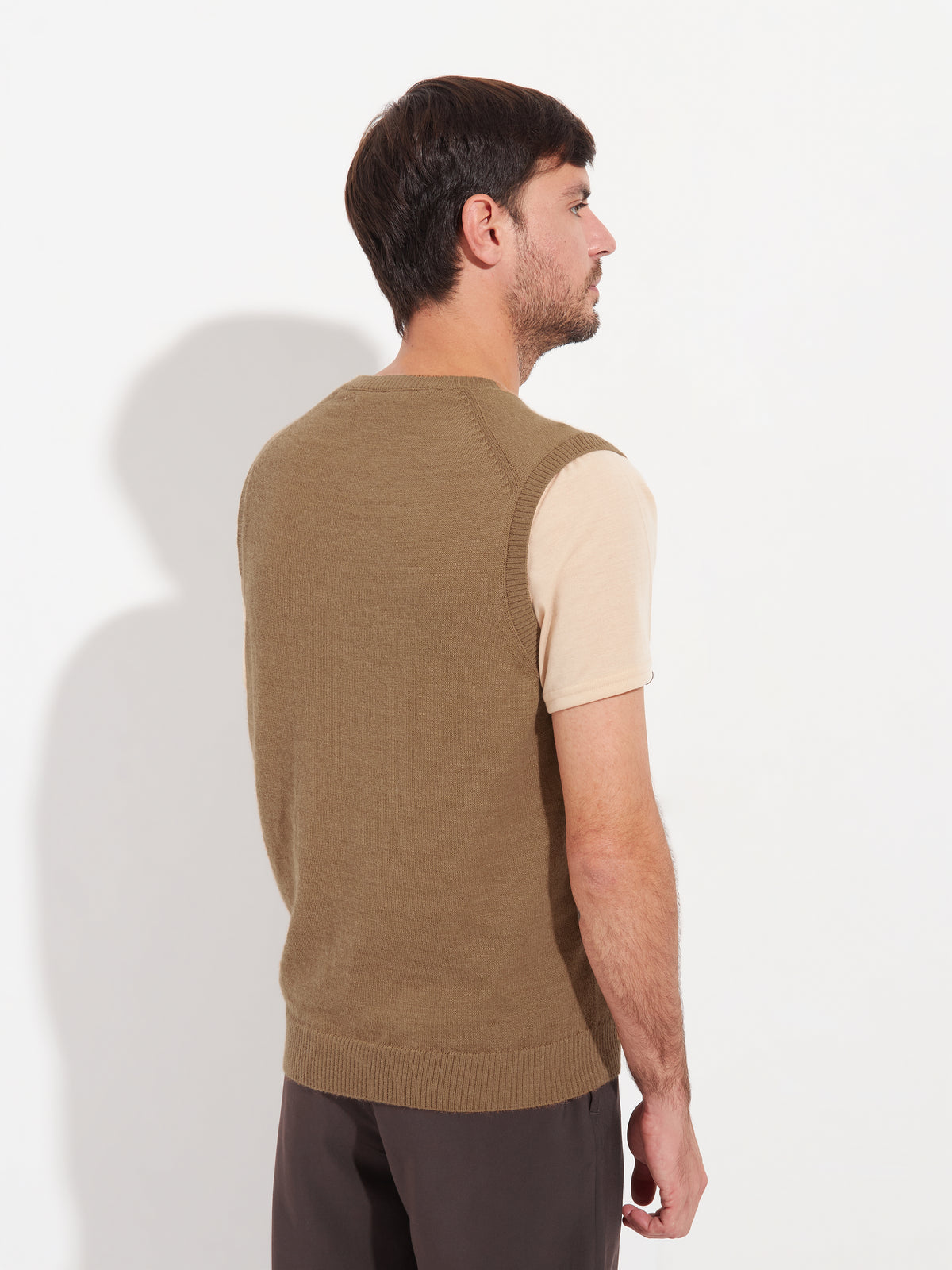 ABEL VEST