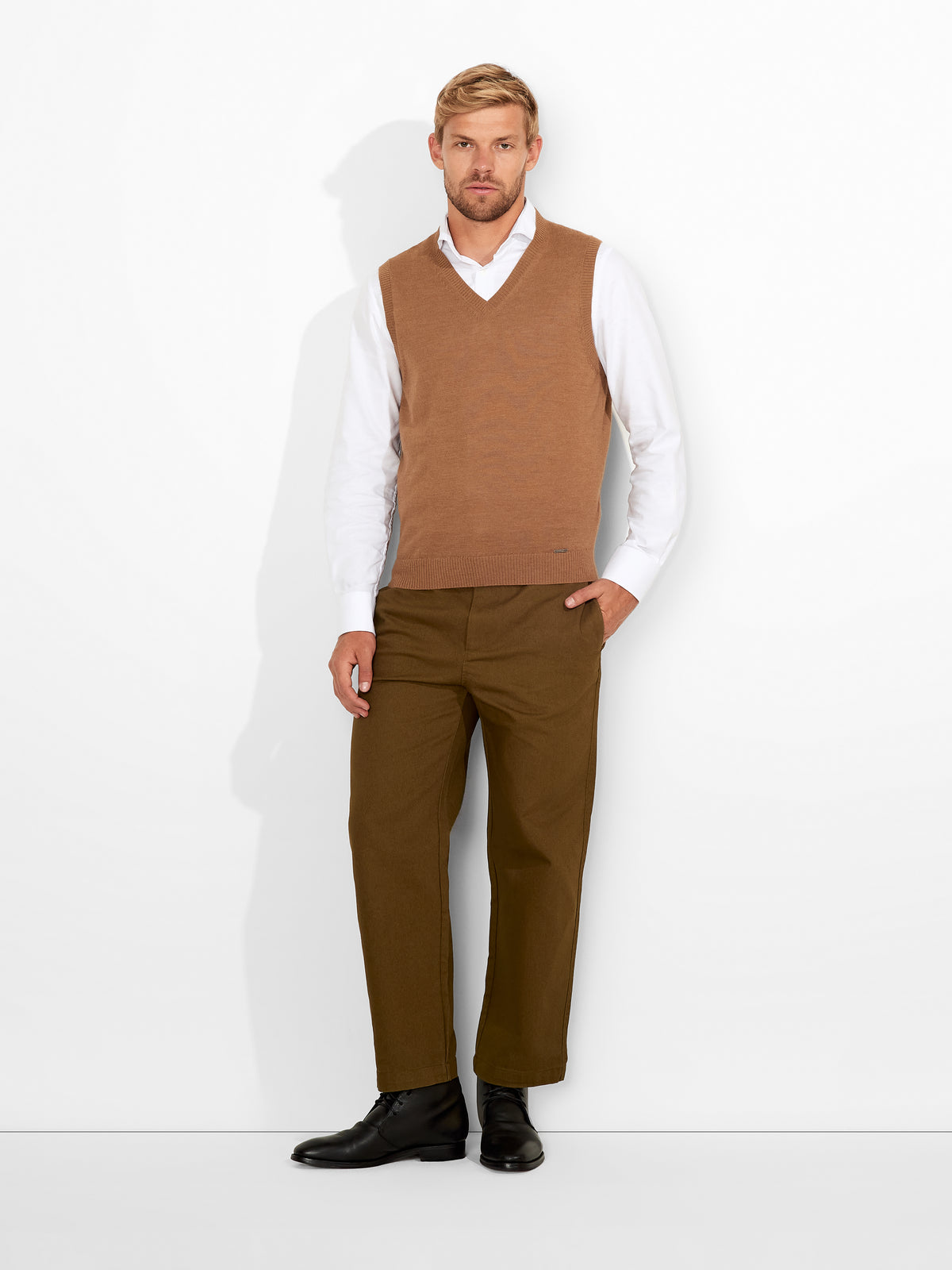 ABEL VEST