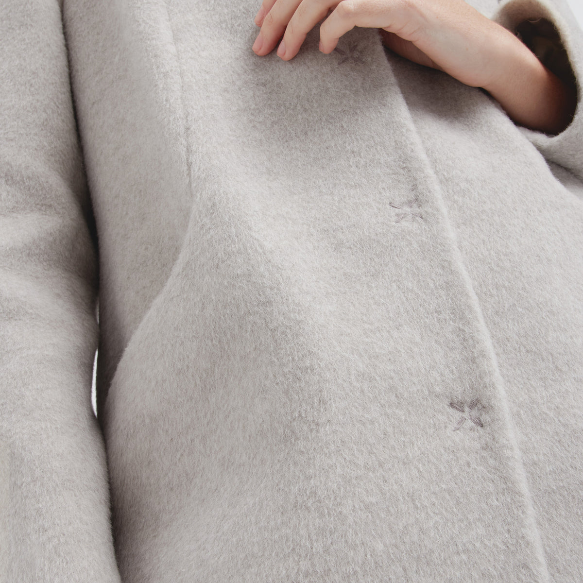 CREAM COAT