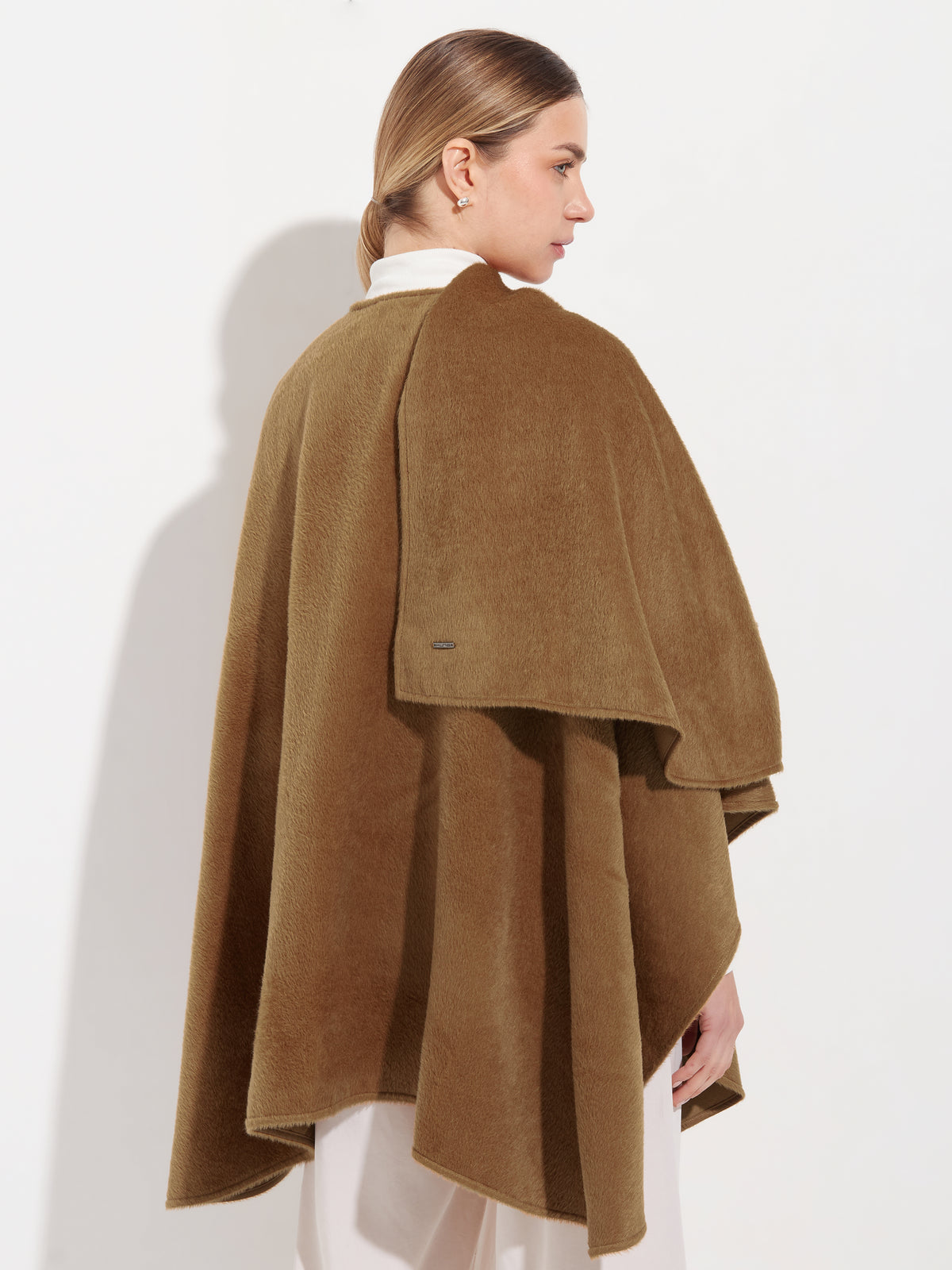AGIL CAPE