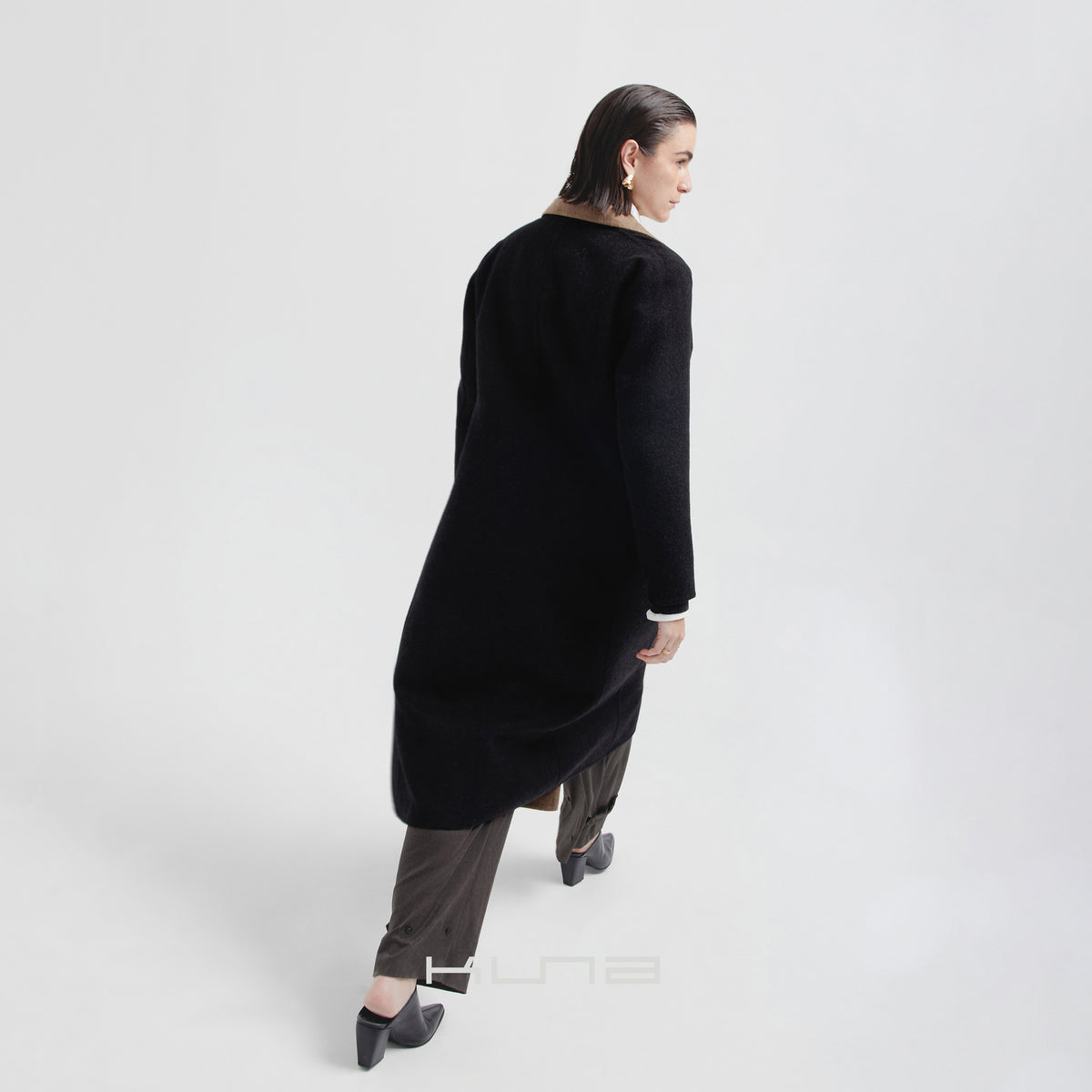 CAVIAR COAT