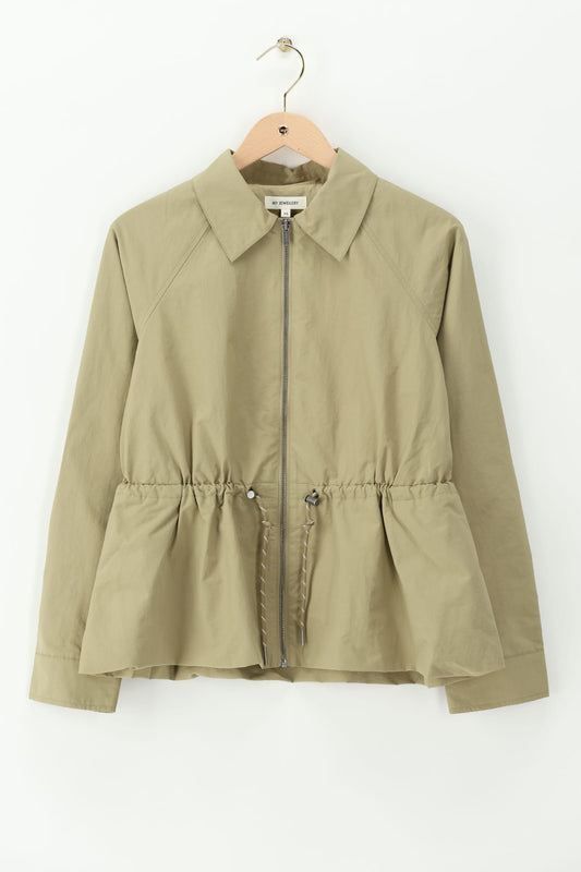 Chaqueta con detalles de cordones