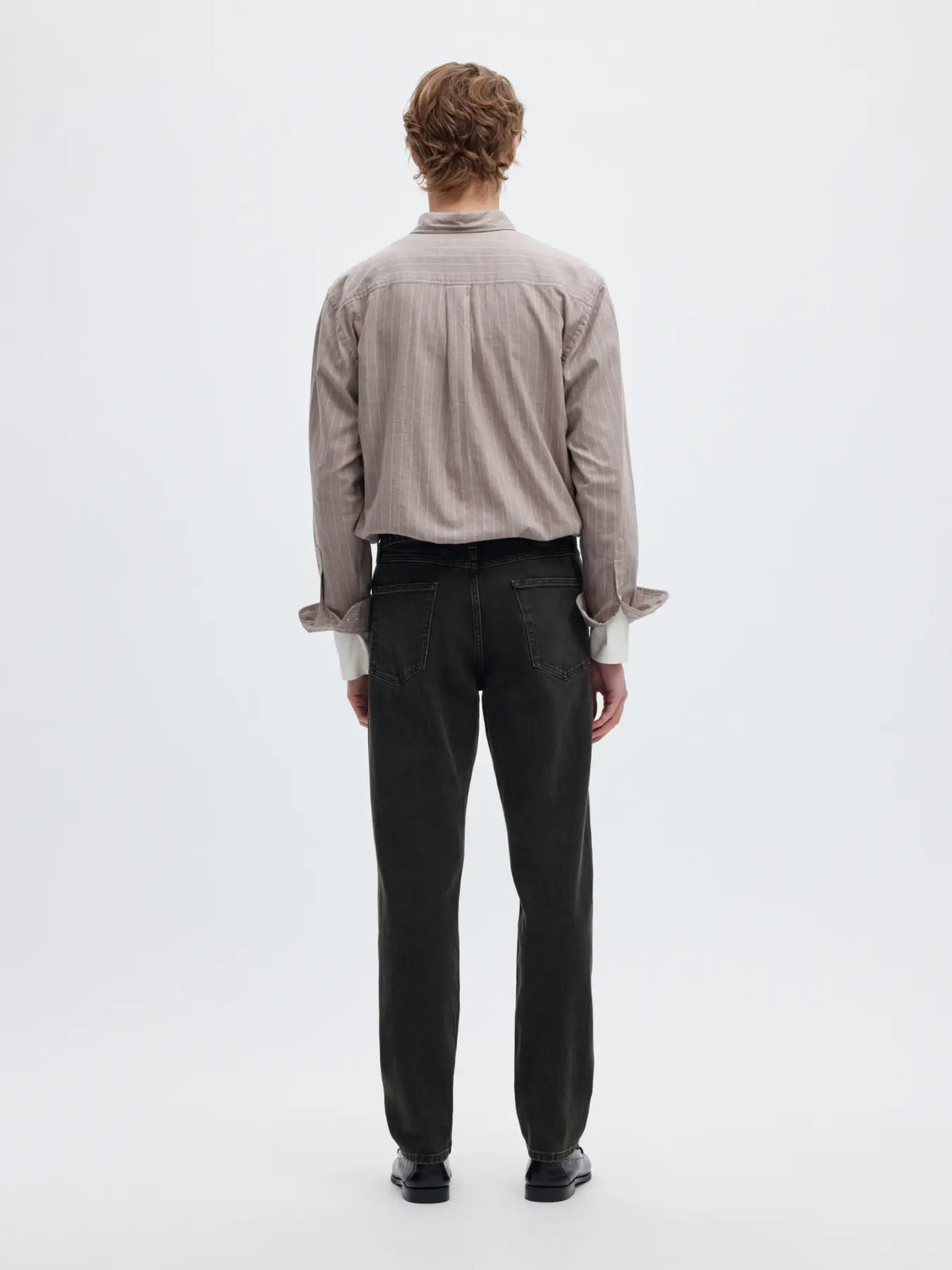 Jeans de corte slim confeccionados en denim
